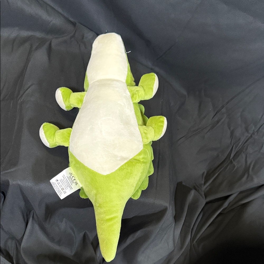 Vibrant Green Plush Alligator Toy - Picture 6 of 7